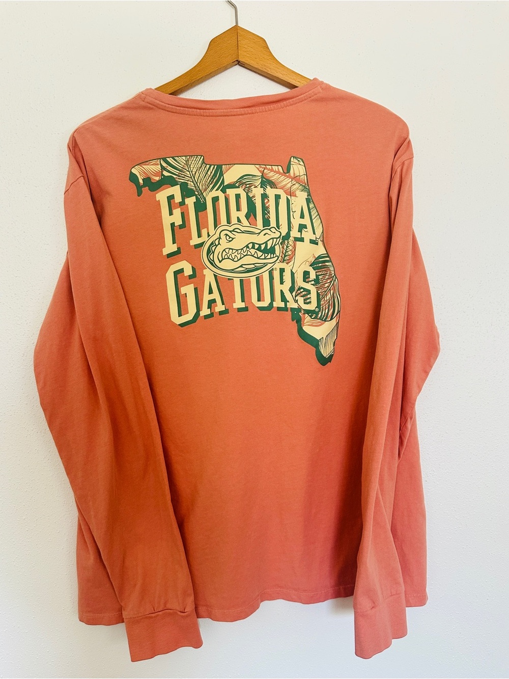 University of Florida Gators Women's Peach/Coral Long Sleeve College Tee Size XL